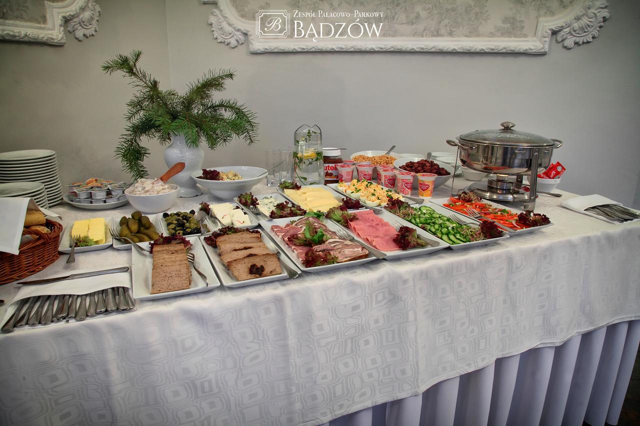 Palac W Badzowie Polkowice Exteriör bild